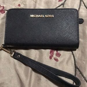 Michael Kors Wristlet